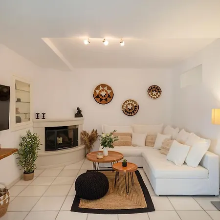 Holiday home Sunrise Serenity Near Ambelas