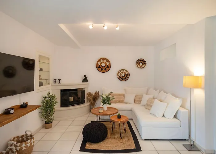 Feriehus Sunrise Serenity Near Ampelas