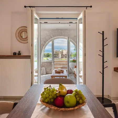 Sunrise Serenity Near * Ampelas